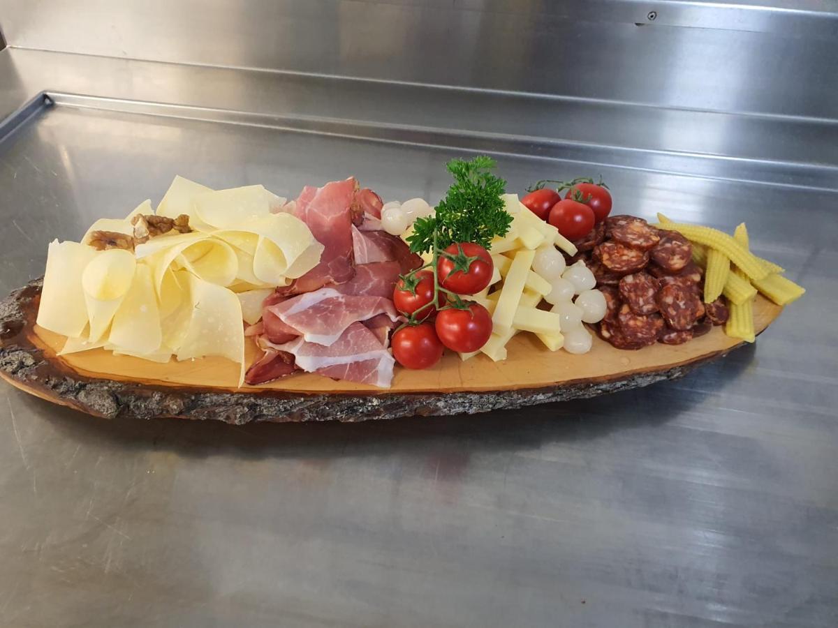 Hotel-Restaurant-Linde Gundlischwand Luaran gambar